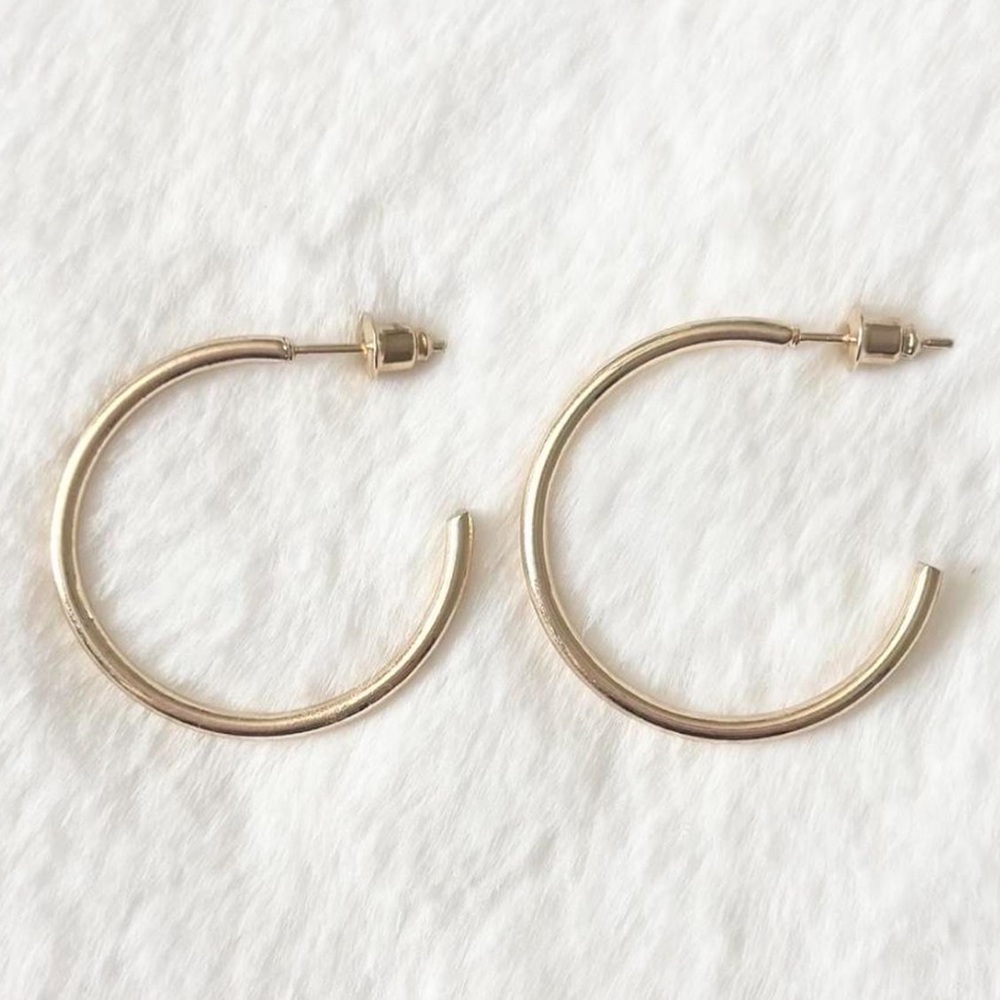 5/$15 🩷 MUST BUNDLE Classic Gold Hoop Earrings - Women's Jewelry